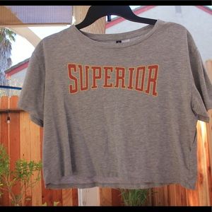 A loose crop top fit for every one